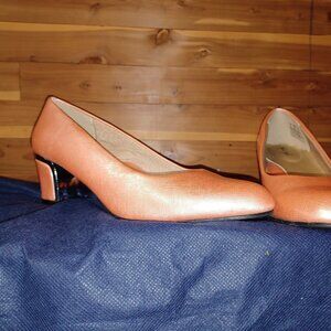 WOMENS SHOES